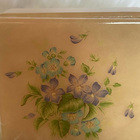 Vintage Alabaster Trinket Jewelry Holder. Antique Italian Powder Box - Picture 6 of 9